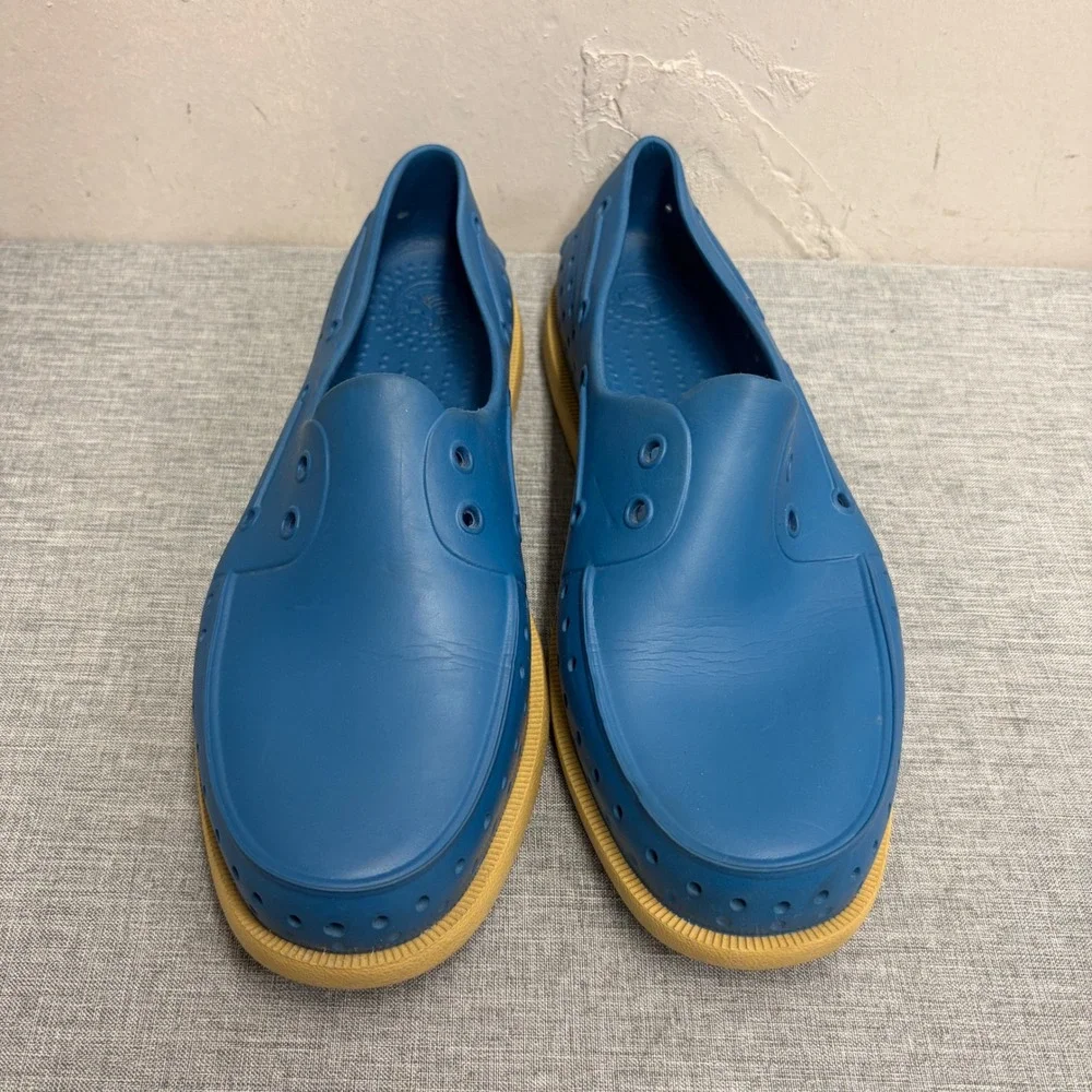 Native Shoes Howard Men 9 Blue EVA Perforated Slip On Water Boat Shoes Gum Sole